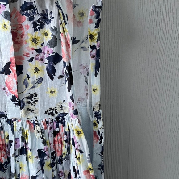 French Connection Women's Dress Floral Size 4 - Picture 11 of 16